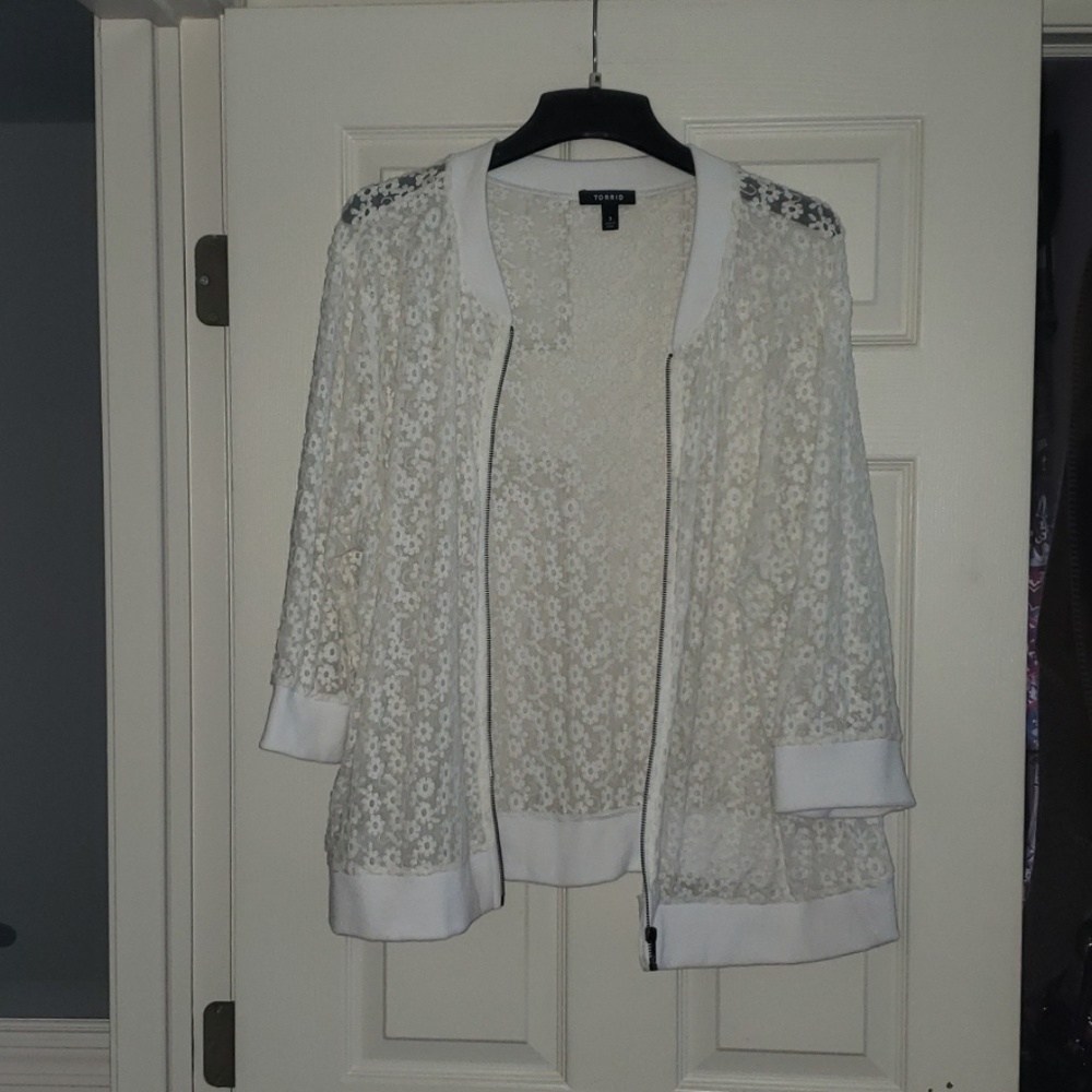 Torrid size 3 lace jacket